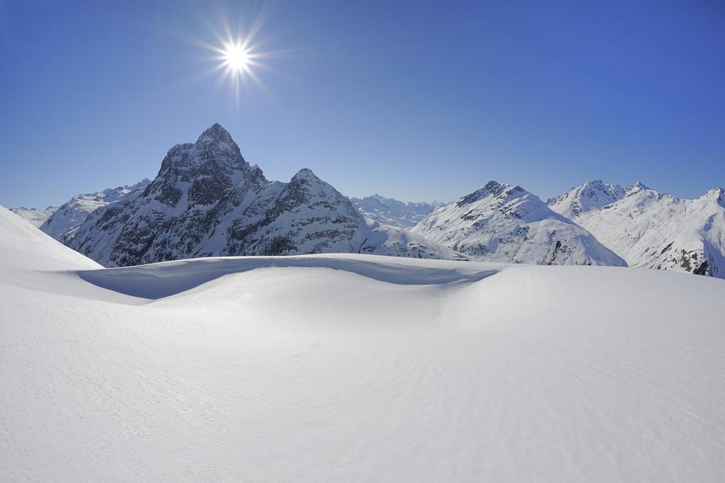 Posthotel Strengen Am Arlberg Ngoại thất bức ảnh