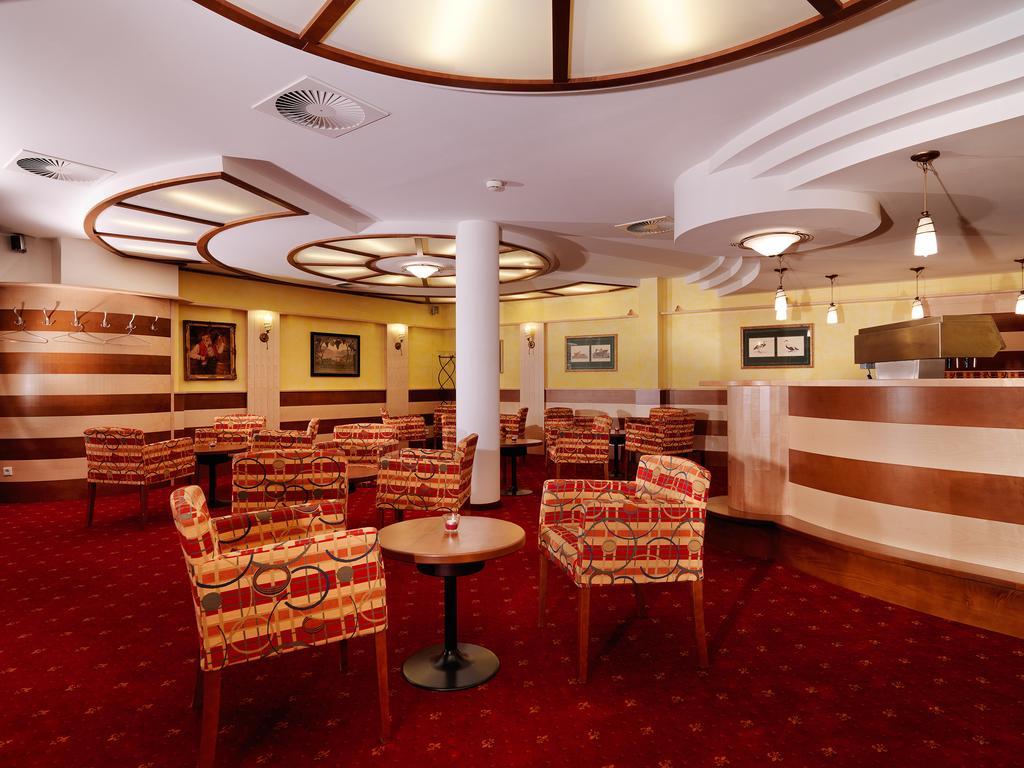 Posthotel Strengen Am Arlberg Ngoại thất bức ảnh