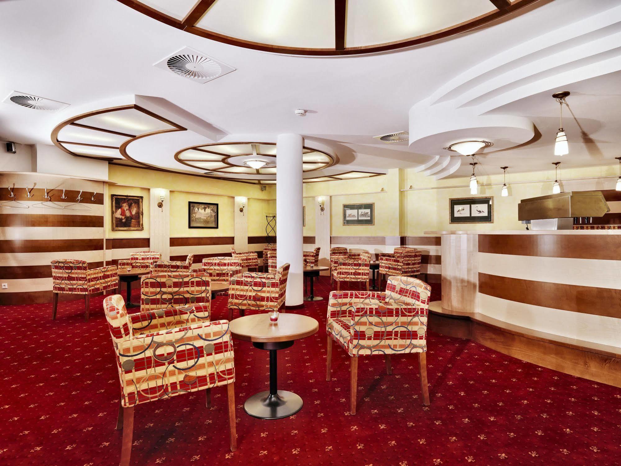 Posthotel Strengen Am Arlberg Ngoại thất bức ảnh